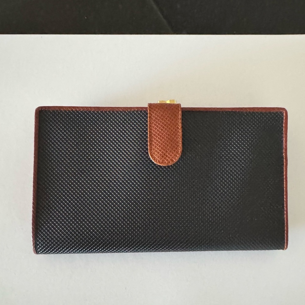 NWOT, HTF Bottega Veneta Marco Polo Full Size 7” Wallet Black and Brown
